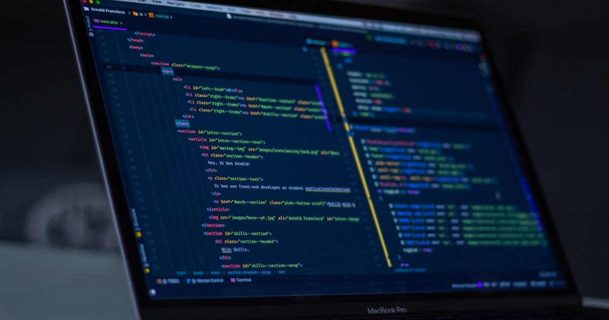 Vibe Coding in 2026: Is It Actually Replacing Traditional Programming?